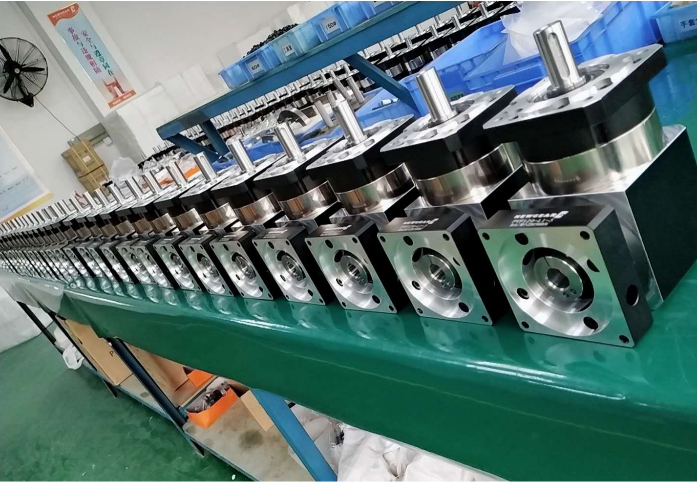 為什么伺服電機(jī)減速機(jī)會漏油？